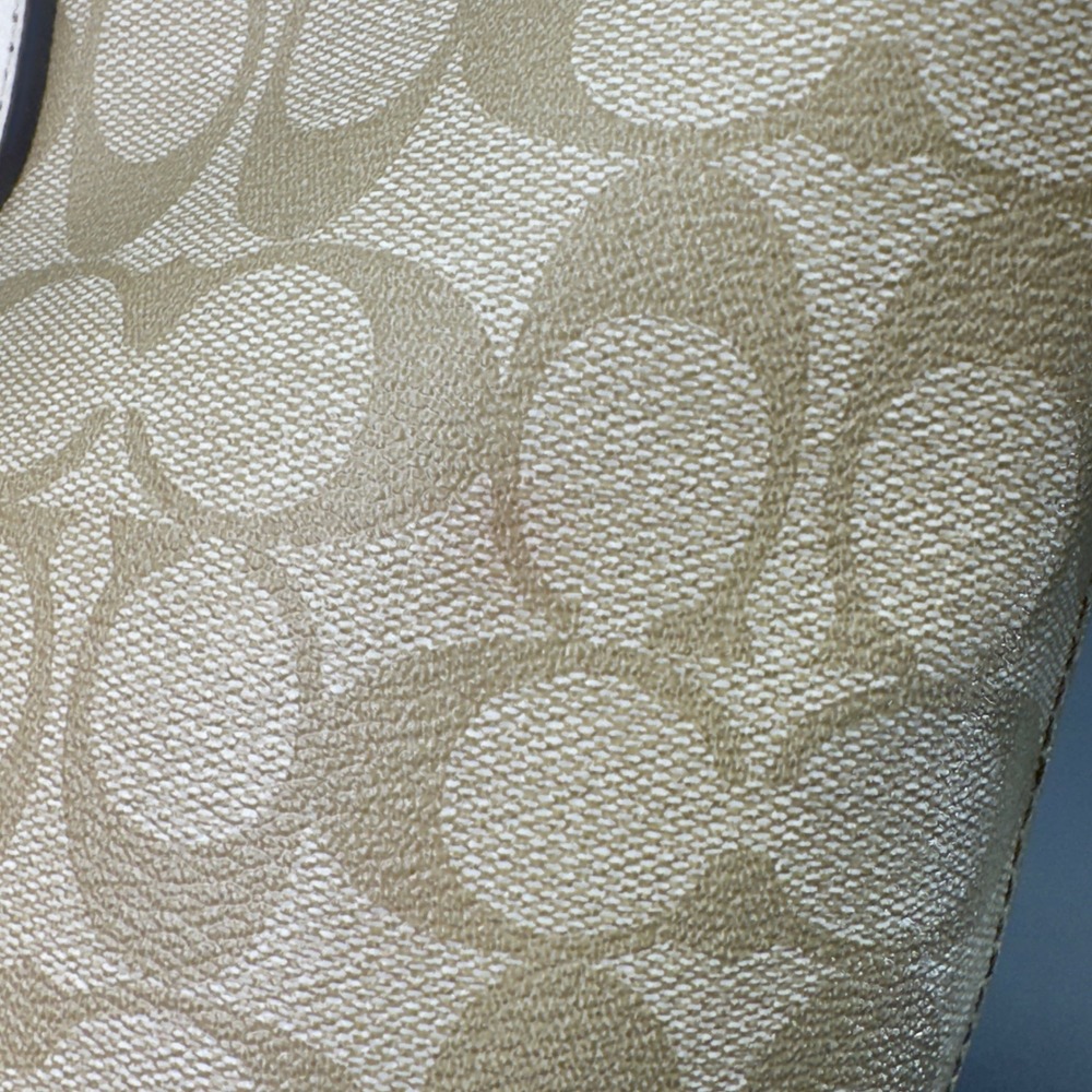 Coach City Tote Signature Canvas Light Khaki Chalk Gold Hardware - Picture 6 of 15